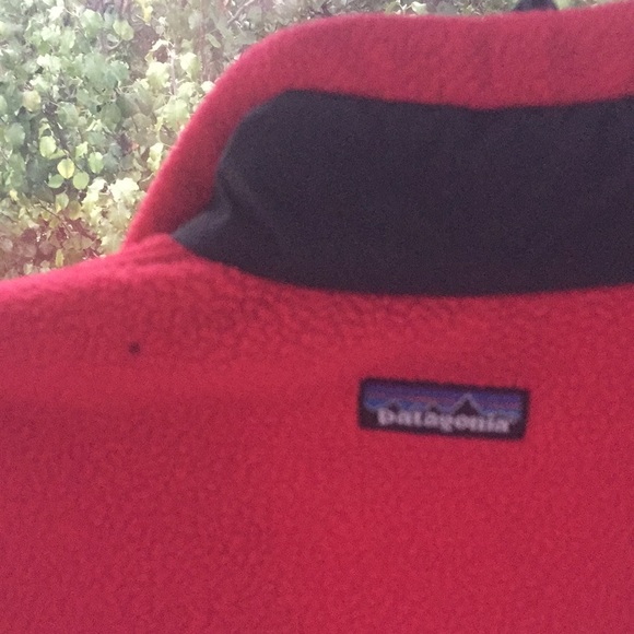 Patagonia Red & Black Polartec Regulator Jacket - Picture 3 of 6